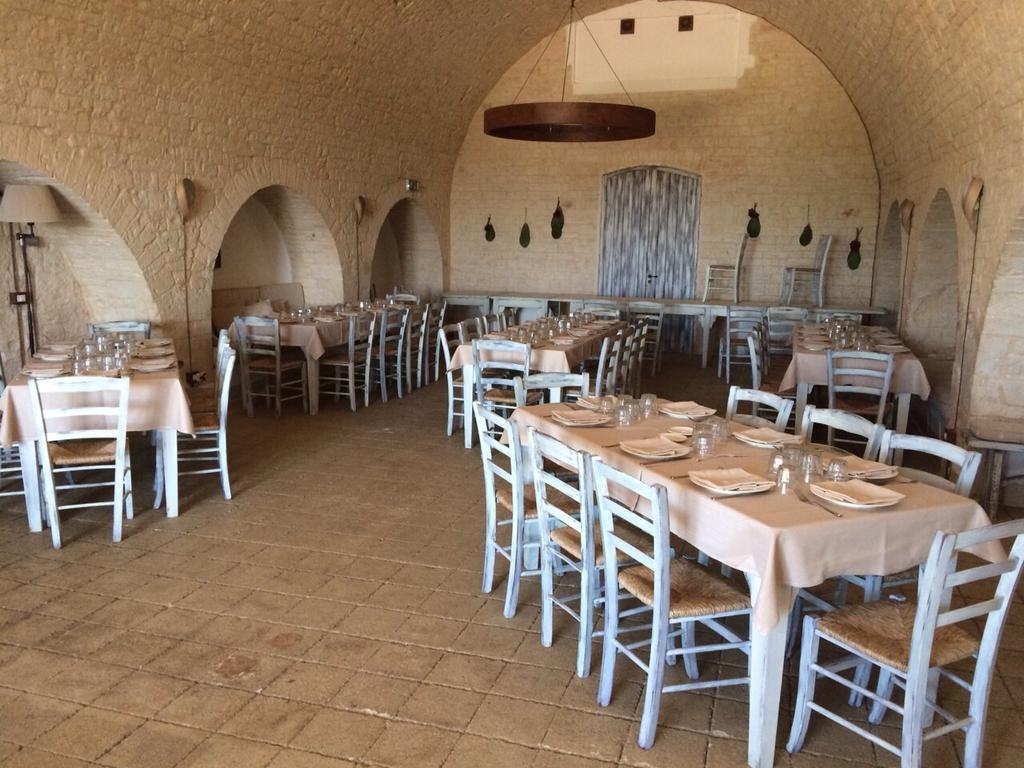 Masseria Colombo Мотола Екстериор снимка